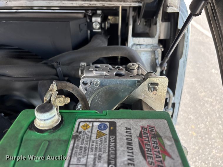 image for item EL2552 2017 UniCarriers CFS40 forklift