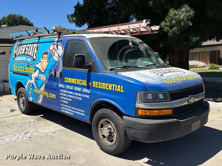 image for item EL2557 2018 Chevrolet Express 2500 van