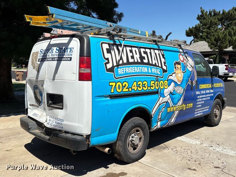 image for item EL2557 2018 Chevrolet Express 2500 van