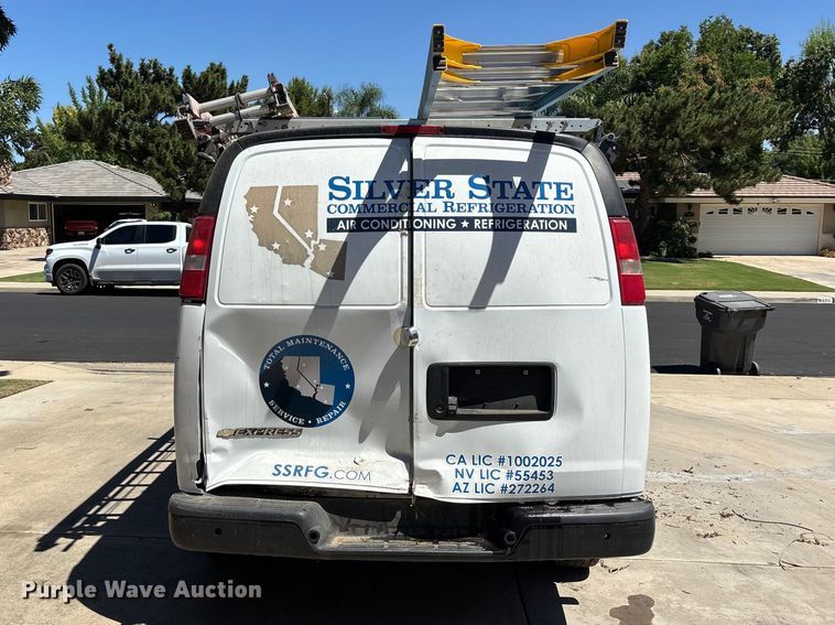 image for item EL2557 2018 Chevrolet Express 2500 van