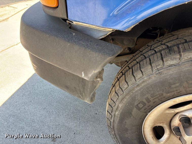 image for item EL2557 2018 Chevrolet Express 2500 van