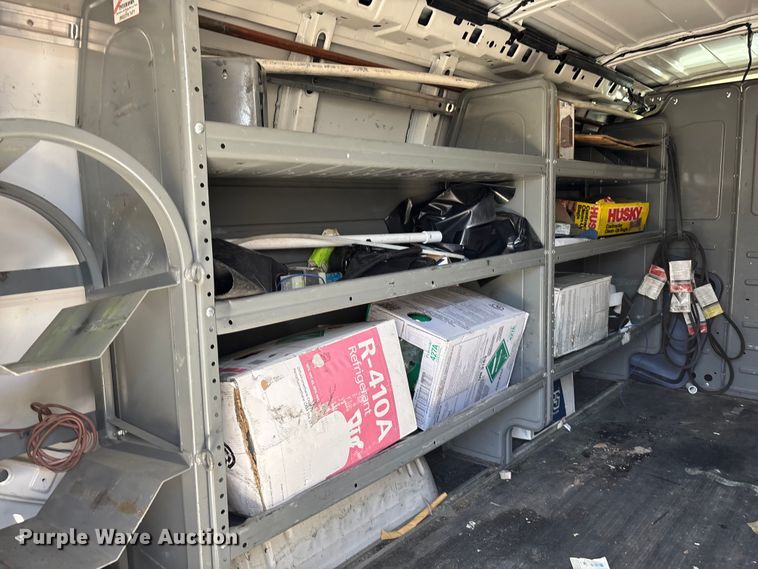 image for item EL2557 2018 Chevrolet Express 2500 van