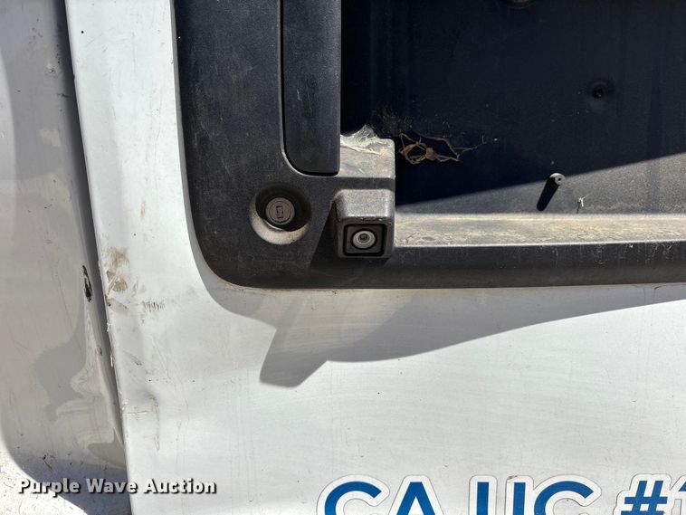 image for item EL2557 2018 Chevrolet Express 2500 van