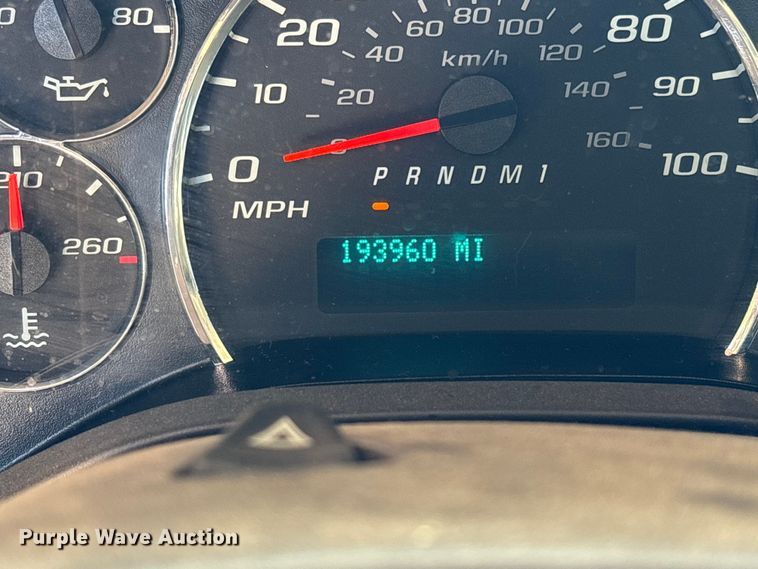 image for item EL2557 2018 Chevrolet Express 2500 van