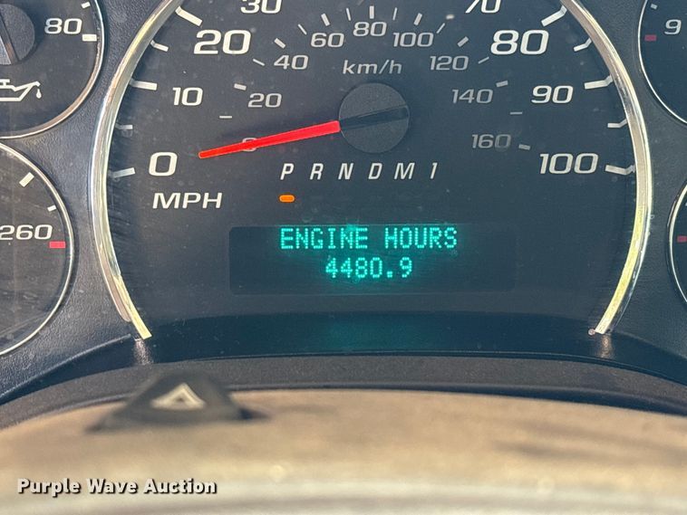 image for item EL2557 2018 Chevrolet Express 2500 van