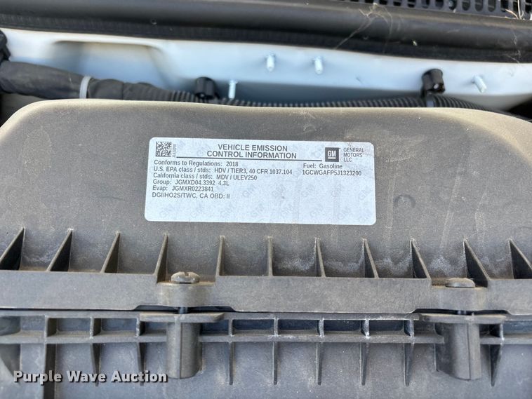 image for item EL2557 2018 Chevrolet Express 2500 van