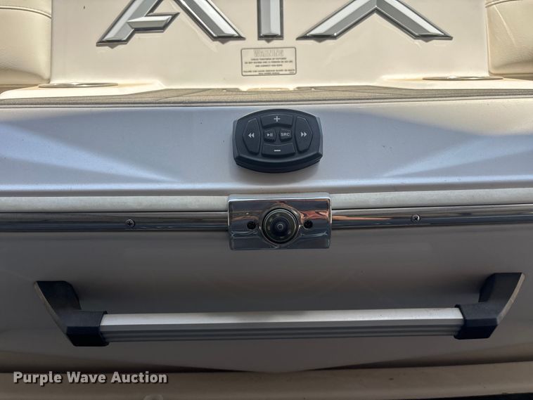 image for item EL2558 2022 Tige ATX 22 Type S boat