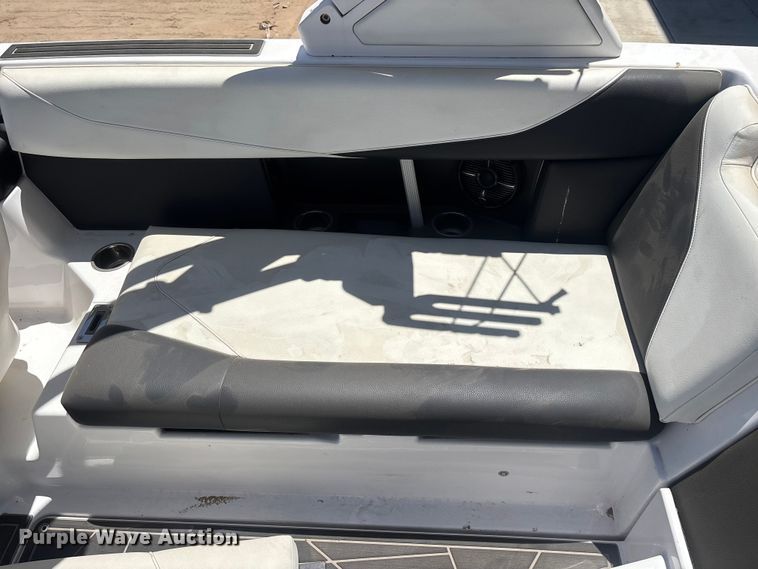 image for item EL2558 2022 Tige ATX 22 Type S boat