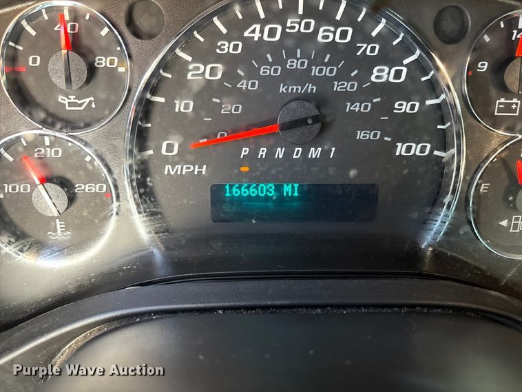 image for item EL2561 2017 Chevrolet Express 2500 van