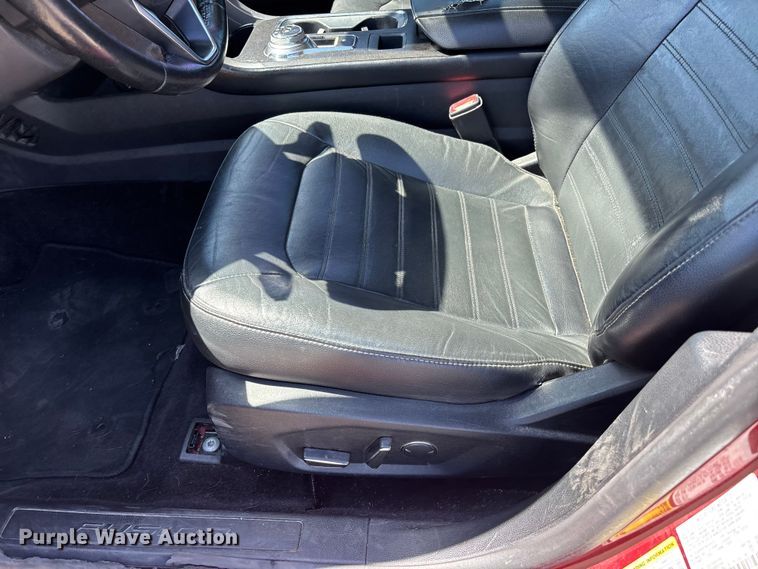 image for item EL2570 2017 Ford Fusion  