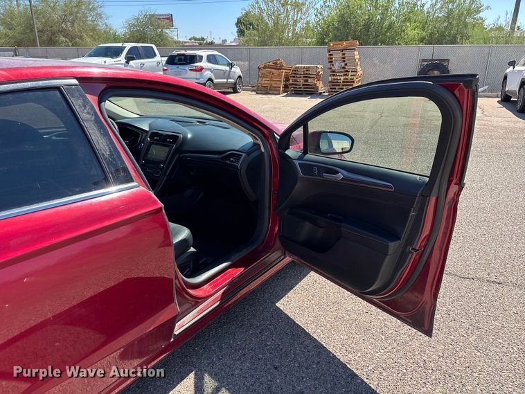 image for item EL2570 2017 Ford Fusion  