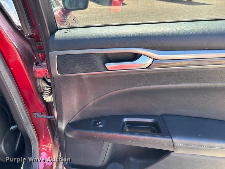 image for item EL2570 2017 Ford Fusion  