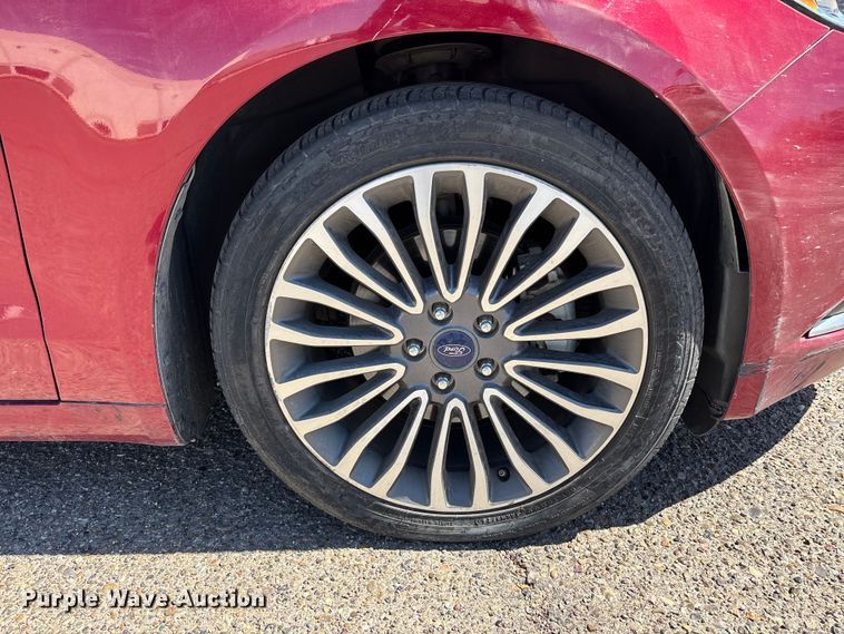 image for item EL2570 2017 Ford Fusion  
