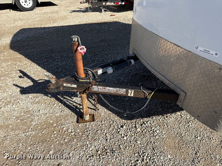 image for item EN0436 2012 Doolittle enclosed cargo trailer