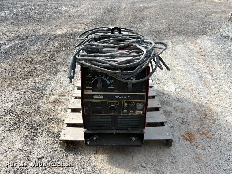 image for item EO4328 Lincoln Electric Ranger 8 welder/generator