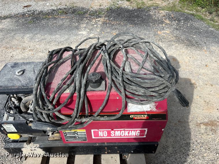 image for item EO4328 Lincoln Electric Ranger 8 welder/generator