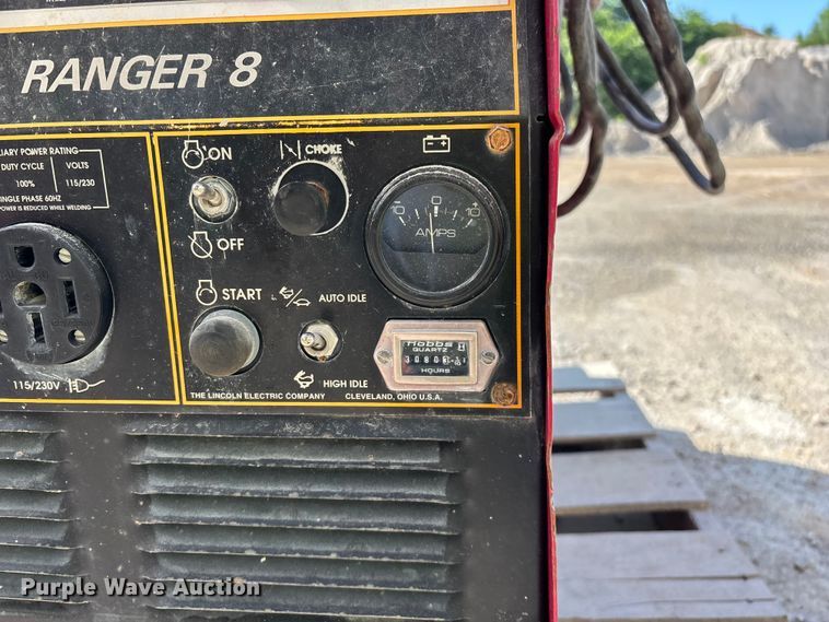 image for item EO4328 Lincoln Electric Ranger 8 welder/generator