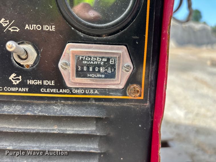 image for item EO4328 Lincoln Electric Ranger 8 welder/generator