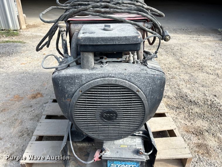 image for item EO4328 Lincoln Electric Ranger 8 welder/generator