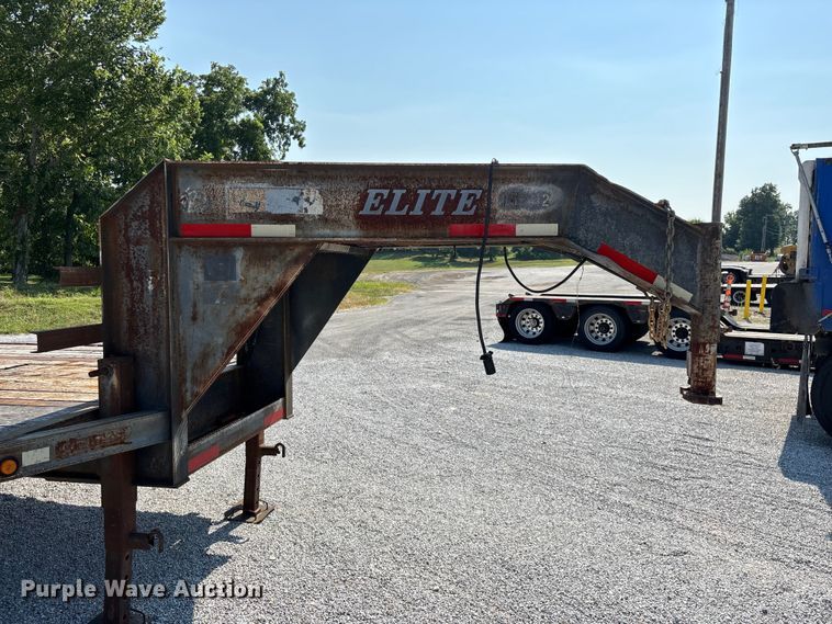 image for item EO4405 2004 Elite equipment trailer