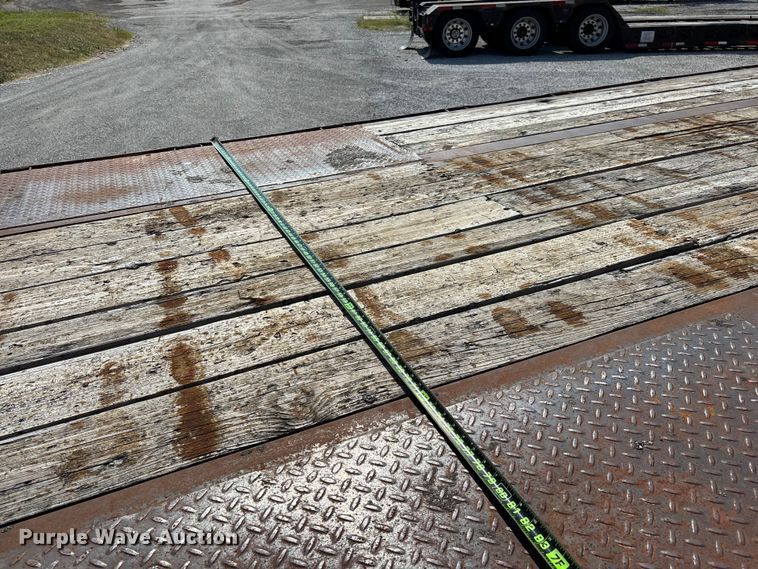 image for item EO4405 2004 Elite equipment trailer