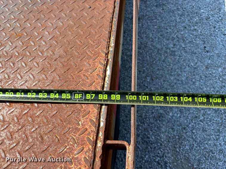 image for item EO4405 2004 Elite equipment trailer