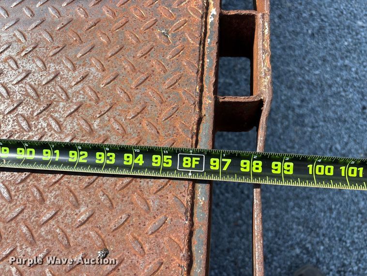 image for item EO4405 2004 Elite equipment trailer