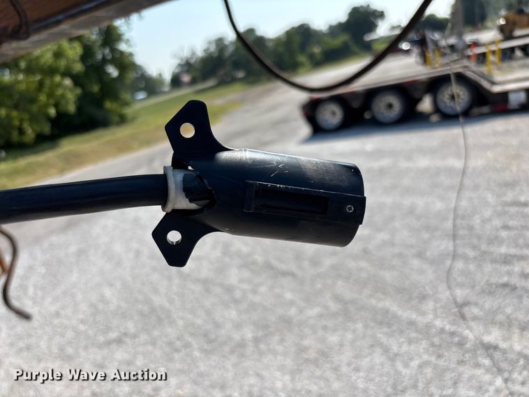 image for item EO4405 2004 Elite equipment trailer