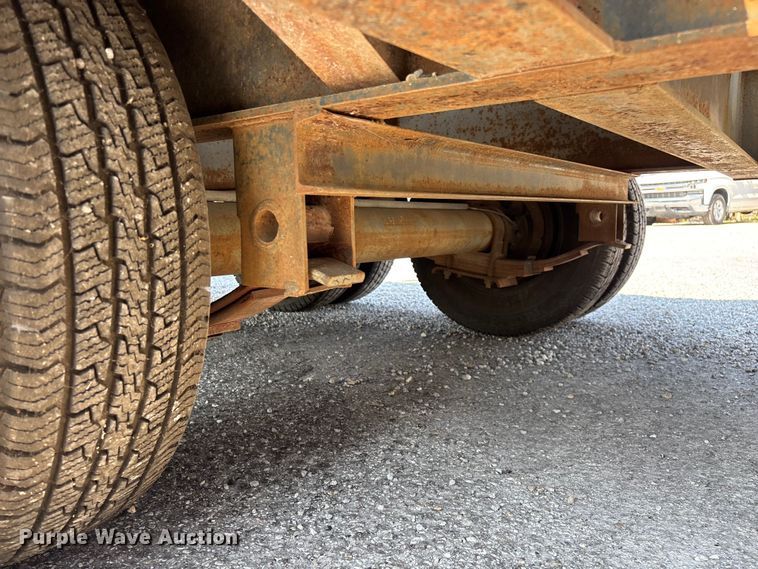 image for item EO4405 2004 Elite equipment trailer