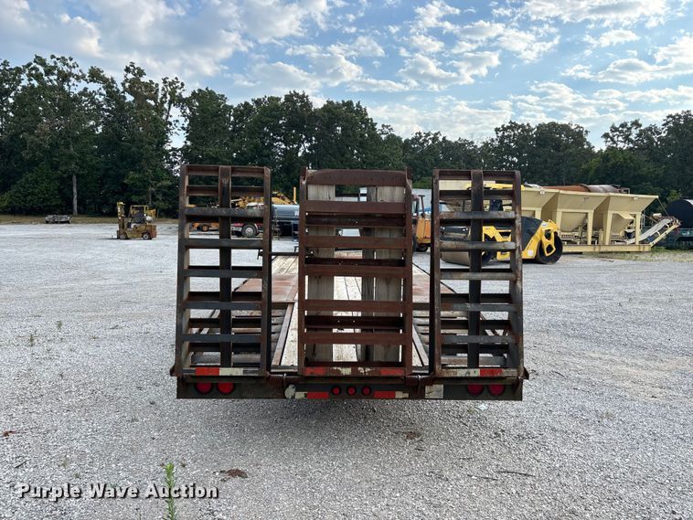 image for item EO4406 2007 Elite equipment trailer