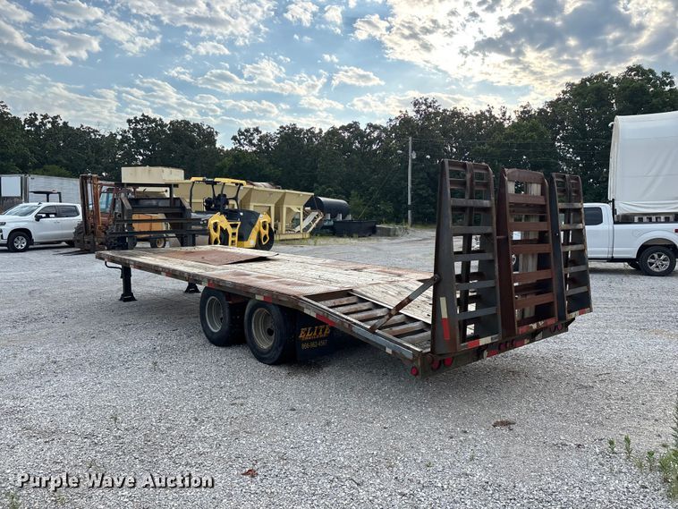 image for item EO4406 2007 Elite equipment trailer