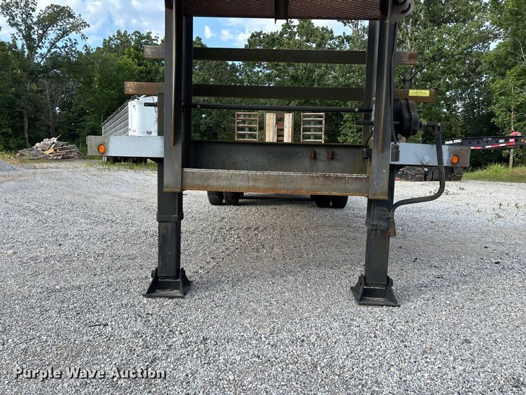 image for item EO4406 2007 Elite equipment trailer