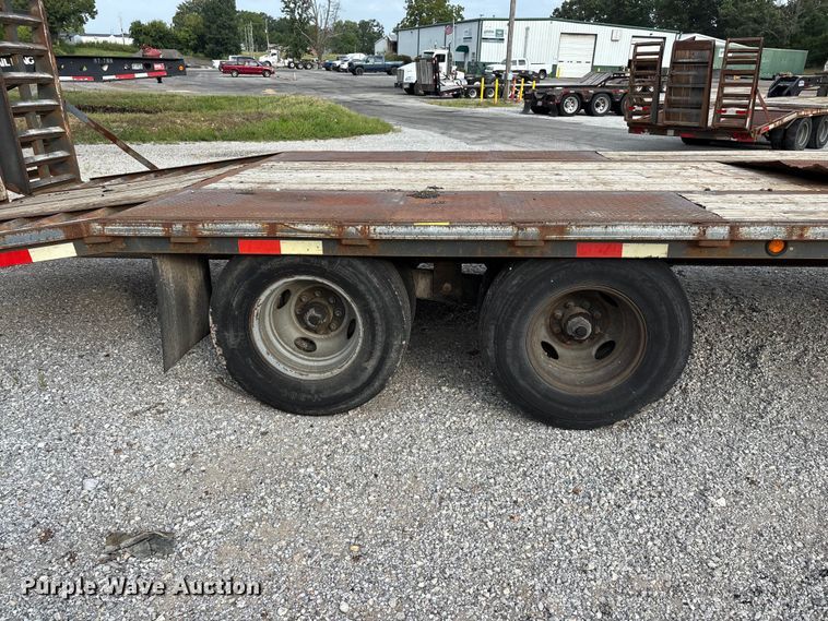 image for item EO4406 2007 Elite equipment trailer