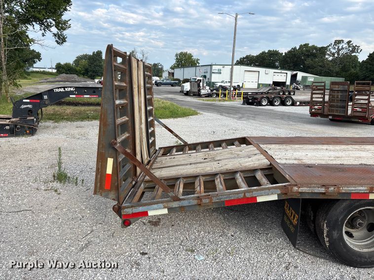 image for item EO4406 2007 Elite equipment trailer