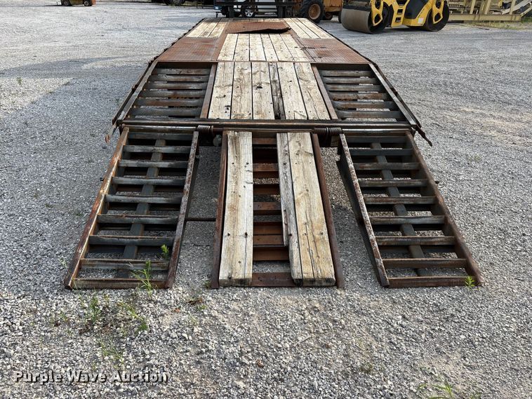 image for item EO4406 2007 Elite equipment trailer