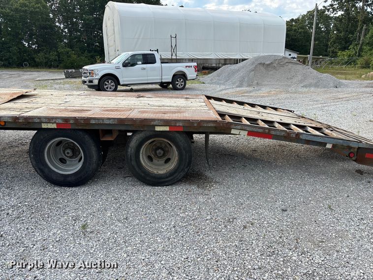 image for item EO4406 2007 Elite equipment trailer