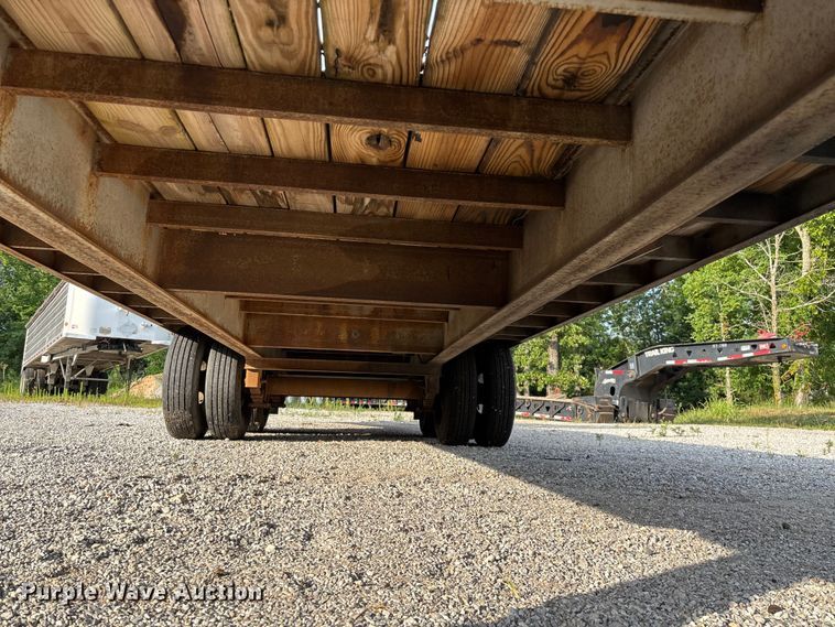 image for item EO4406 2007 Elite equipment trailer
