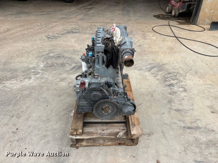 image for item EO4411 2004 Deutz F 4M 2011 engine