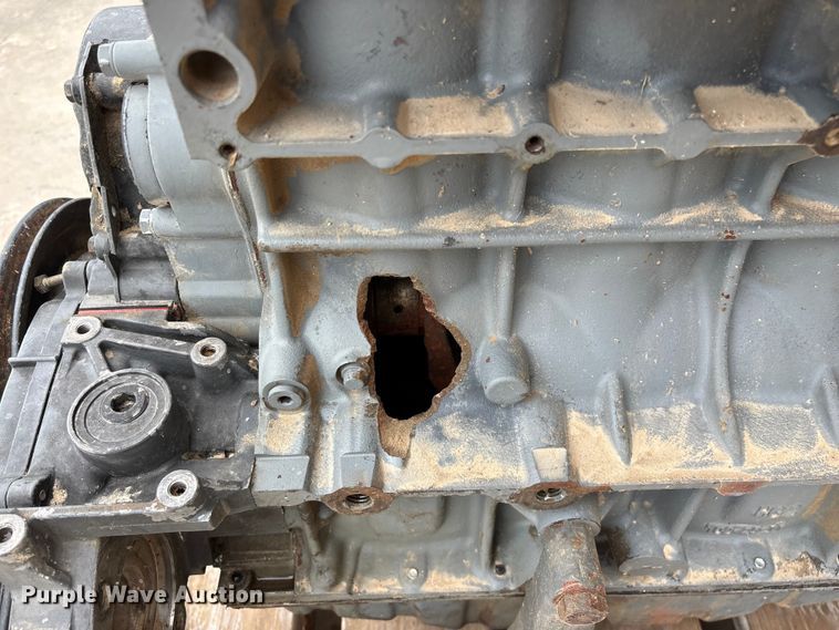 image for item EO4411 2004 Deutz F 4M 2011 engine