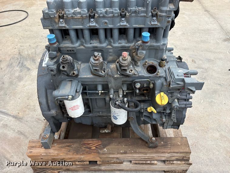 image for item EO4411 2004 Deutz F 4M 2011 engine