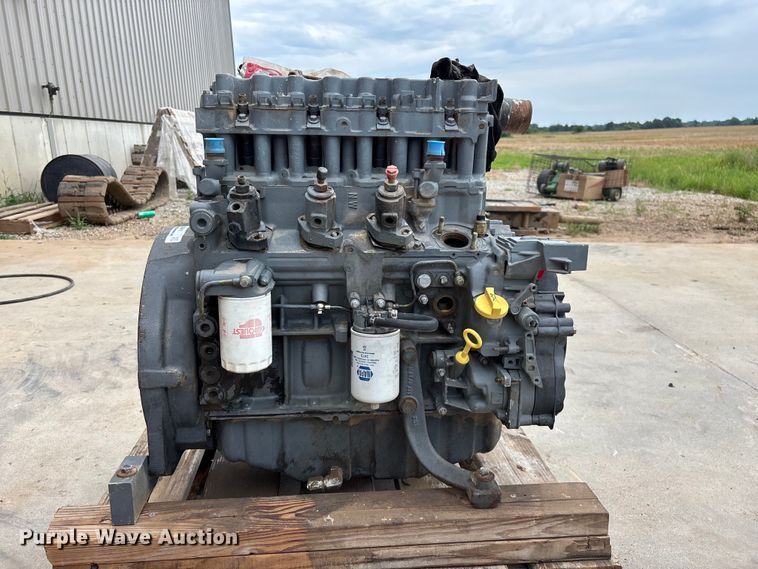 image for item EO4411 2004 Deutz F 4M 2011 engine