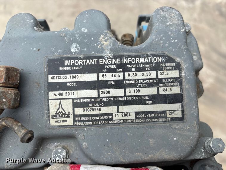 image for item EO4411 2004 Deutz F 4M 2011 engine