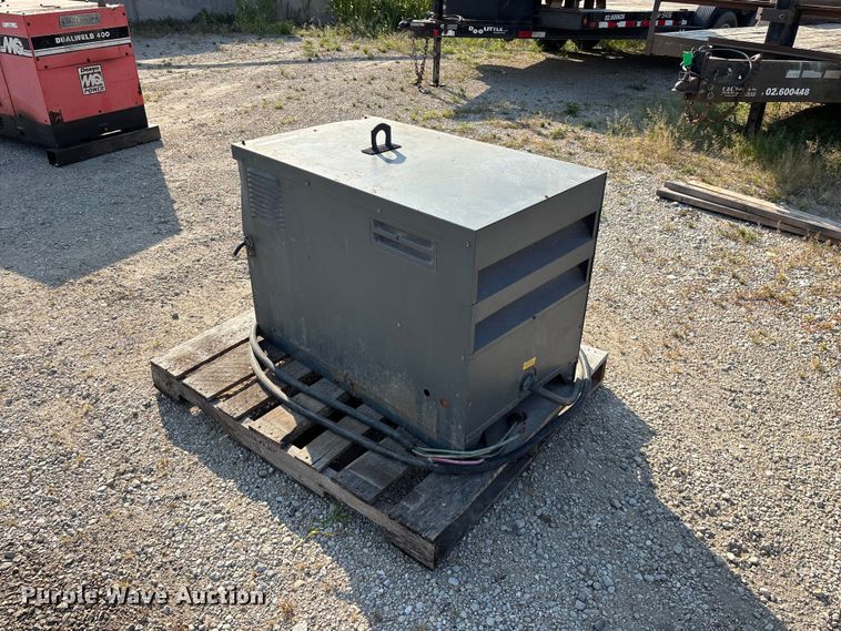 image for item EO4435 Lincoln Idealarc R3S-600 welder