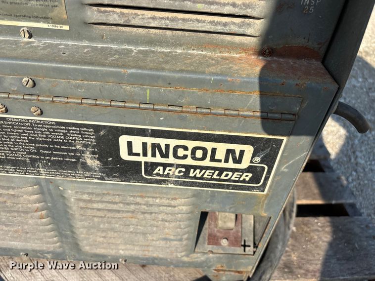 image for item EO4435 Lincoln Idealarc R3S-600 welder