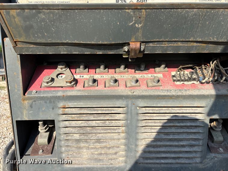 image for item EO4435 Lincoln Idealarc R3S-600 welder