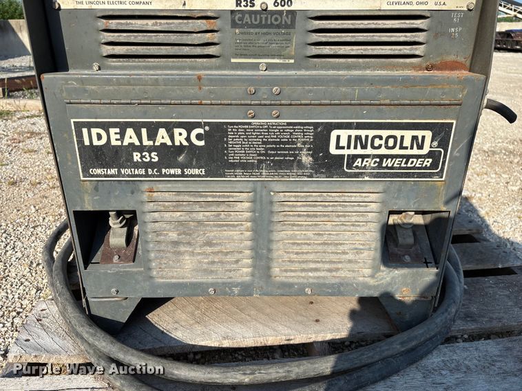 image for item EO4435 Lincoln Idealarc R3S-600 welder