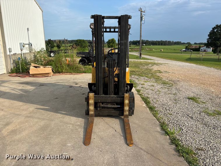image for item EO4438 1984 Yale GLC050RCJUAE083 forklift