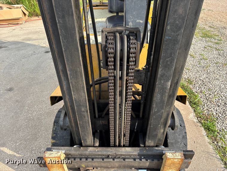 image for item EO4438 1984 Yale GLC050RCJUAE083 forklift