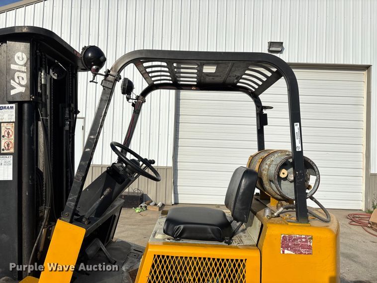 image for item EO4438 1984 Yale GLC050RCJUAE083 forklift