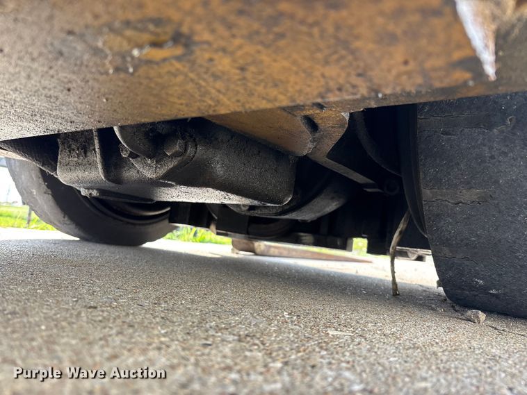 image for item EO4438 1984 Yale GLC050RCJUAE083 forklift